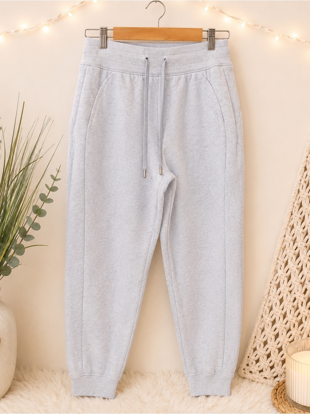 lululemon Scuba Joggers Size 6 Heather Light Blue